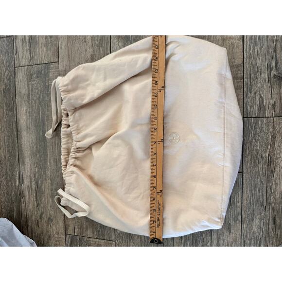 Louis Vuitton White 100% Cotton Drawstring Dust Bag - Picture 6 of 6